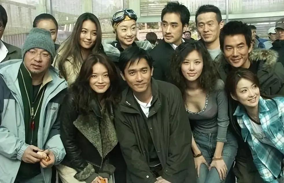 别再瞎操心了，王石与田朴珺这对“父女恋”早已活成了命运共同体