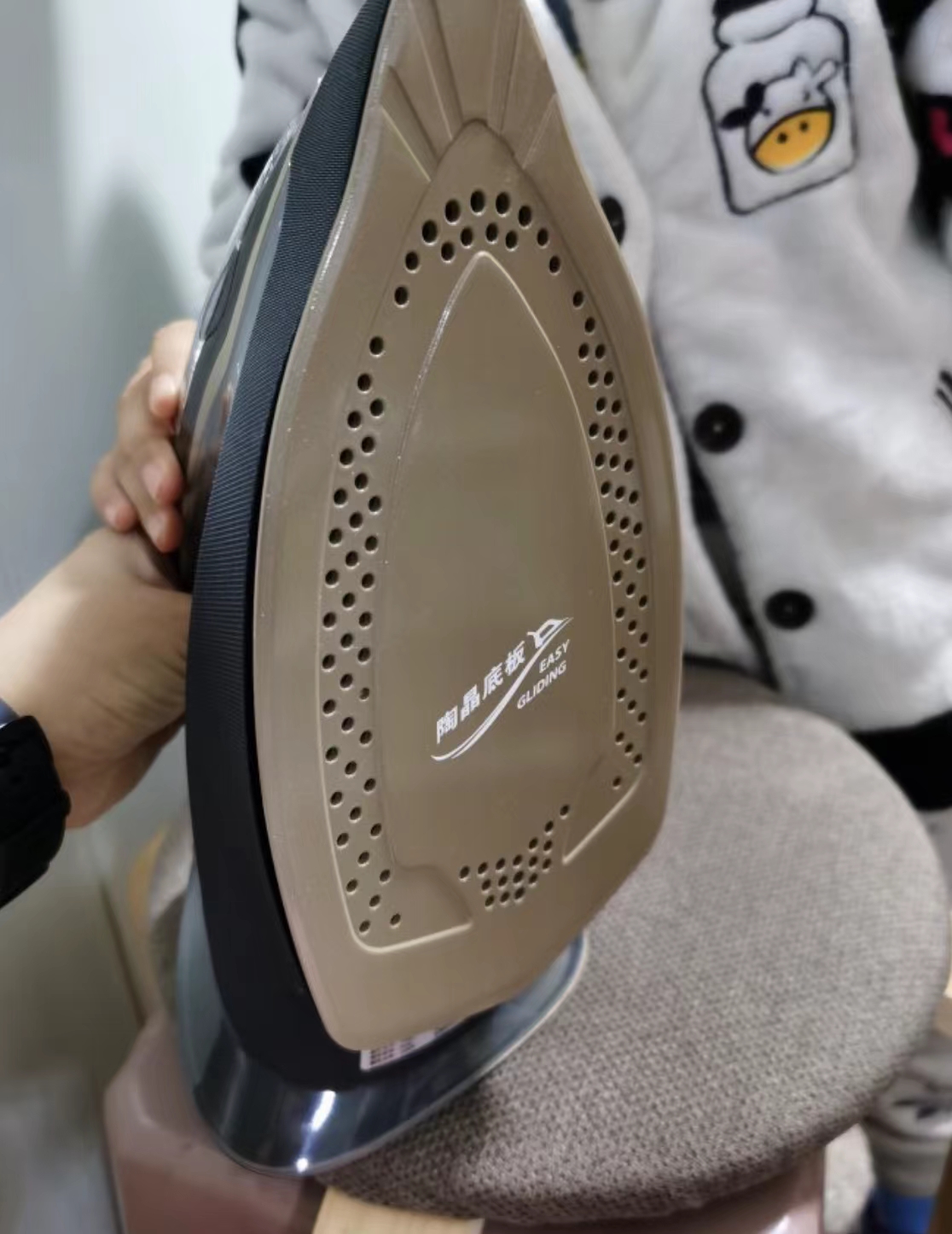 蒸汽熨斗挂烫机不通电了,熨斗和挂烫机