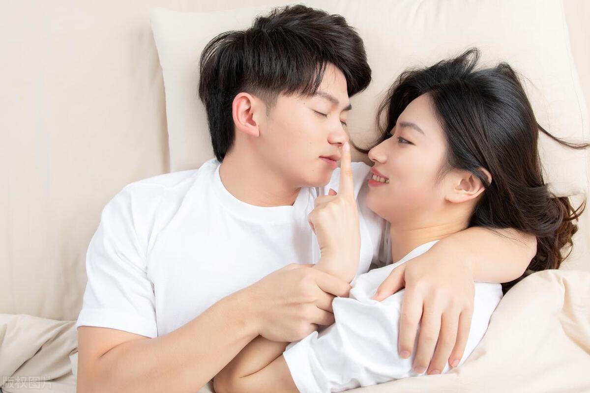 一天中哪个时间验孕最准,怀孕试纸越早测出怀什么几率大