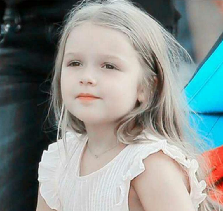 贝克汉姆小七三个孩子,贝克汉姆三个儿子颜值分析