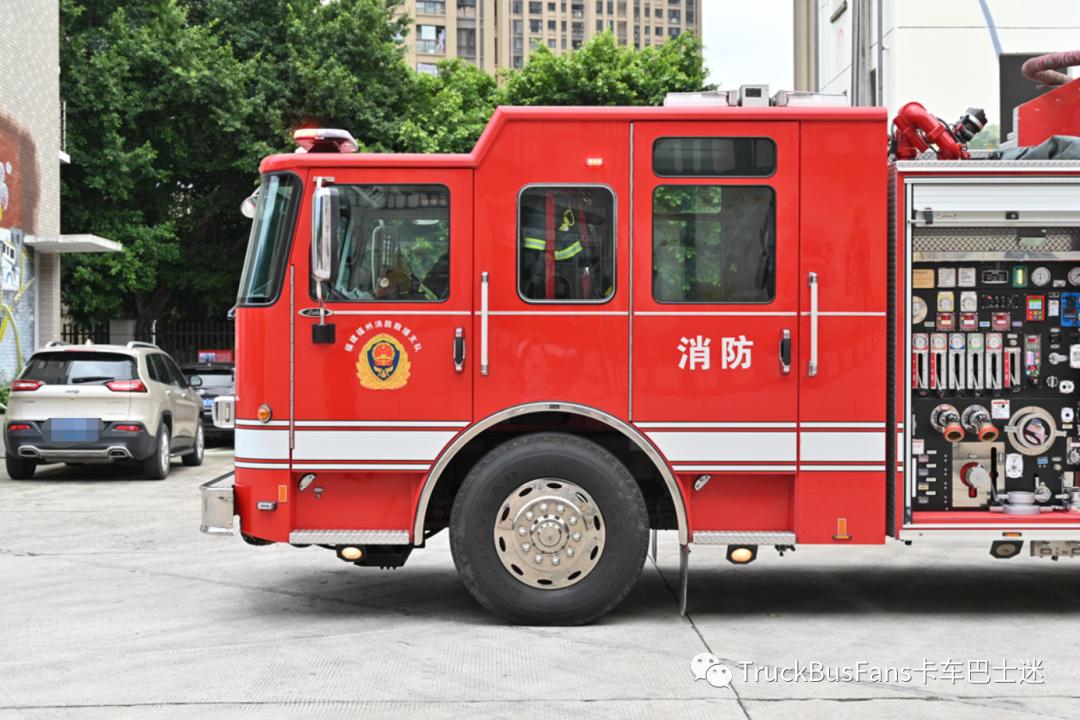 这就是美国“高级”消防车？详解豪士科FRGP4城市高供主战消防车