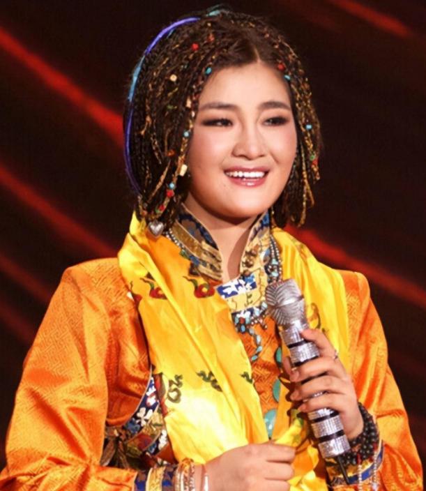 降央卓玛和她的三个孩子近况,降央卓玛一共几次婚姻