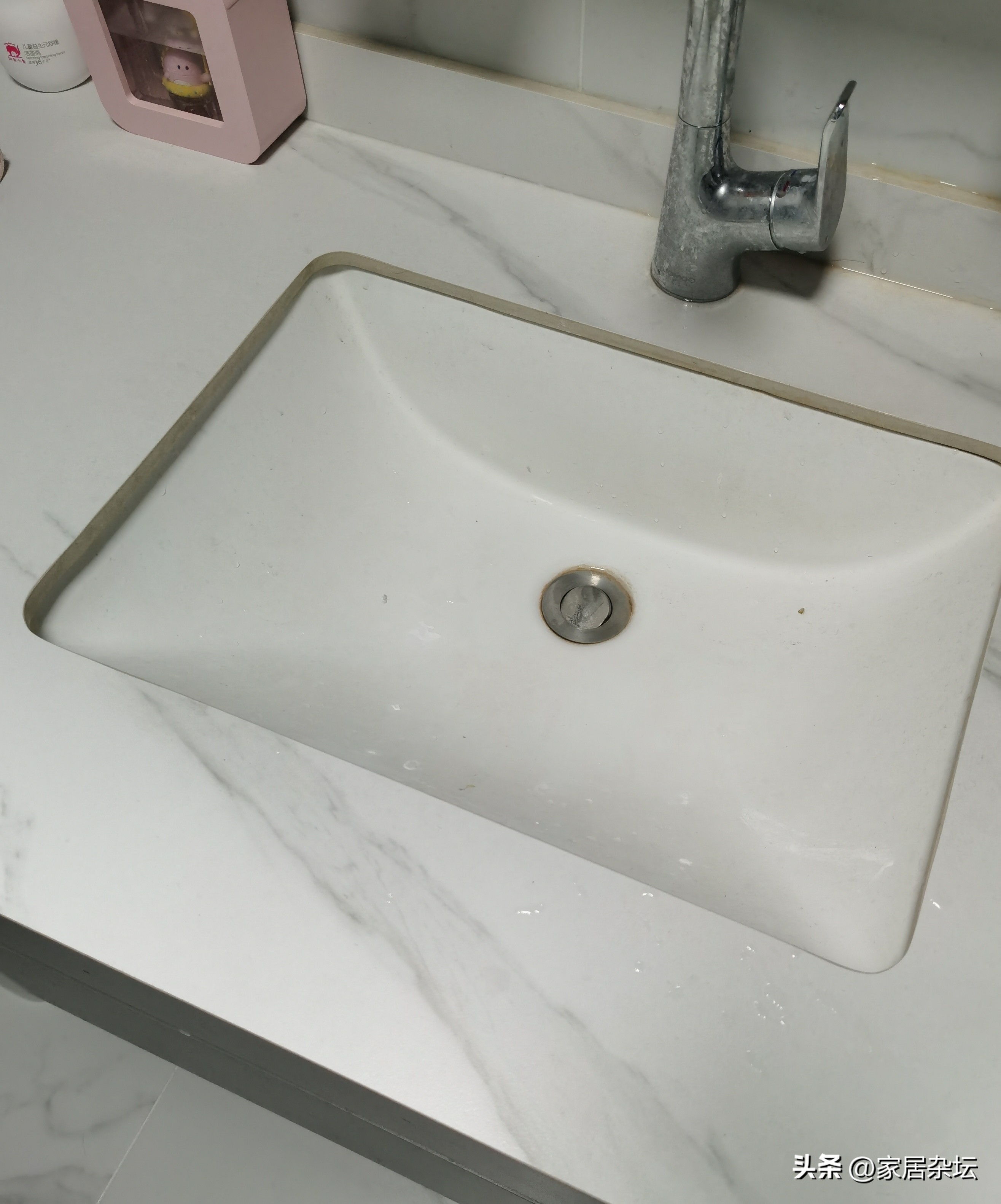 做饭时开油烟机是关窗还是开窗,抽油烟机开的时候需要开窗吗