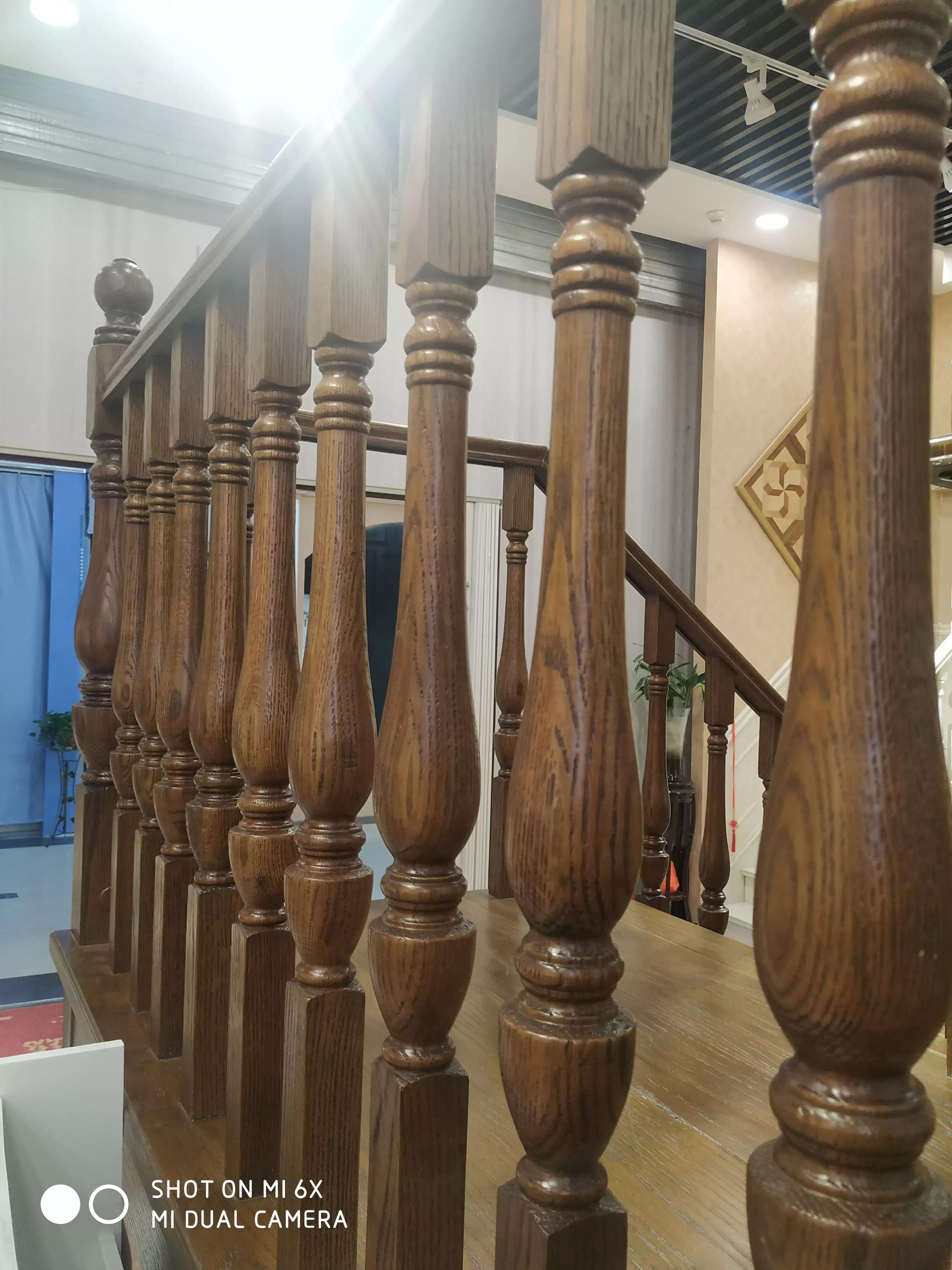 金属楼梯护栏怎么选,楼梯护栏哪种实惠