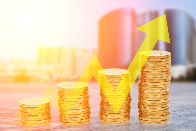 在赚钱路上,在挣钱的路上