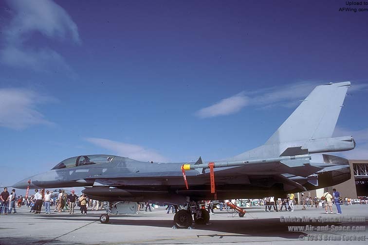 洛克希德f-16战斗机,蝰蛇的秘密f16