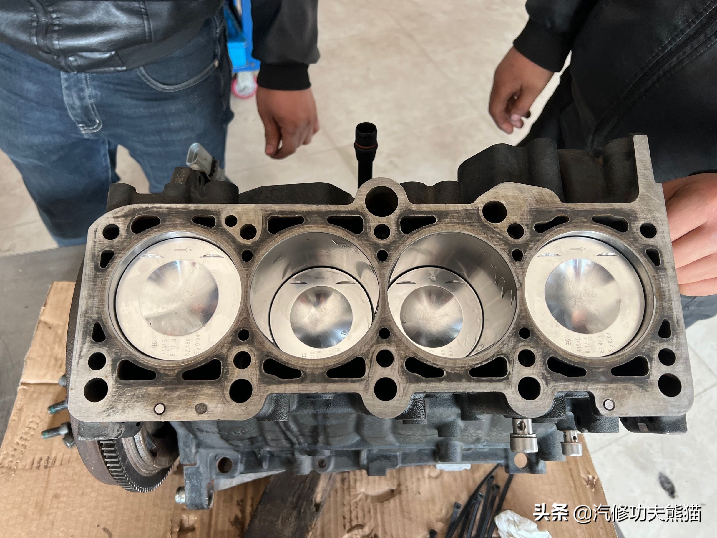 奥迪大众保时捷烧机油专修,2.0t奥迪a6烧机油吗