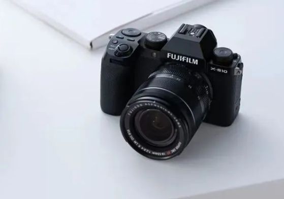 富士相机索尼相机徕卡相机哪个好,入门级的相机和中端相机的区别