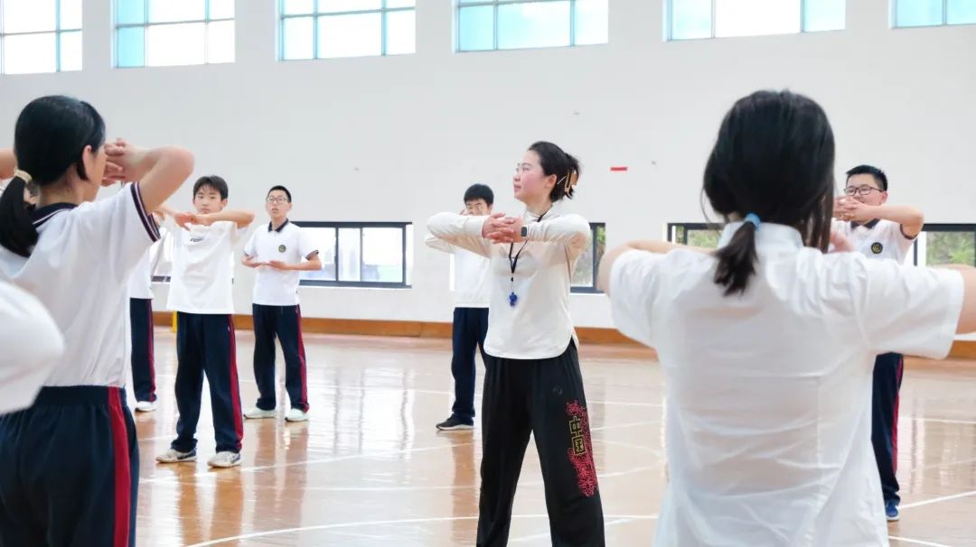 体育创新展示,体育特色课程开发与实施心得体会