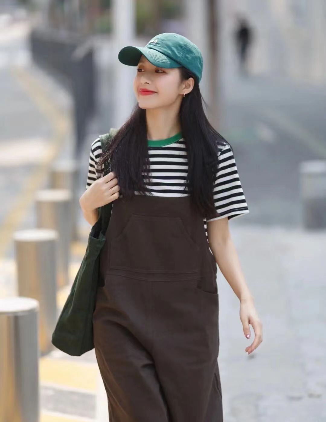 拍照姿势太土怎么拍好看,如何拍照摆姿势好看在风景下