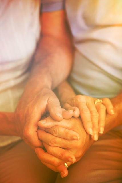 二十多年的爱情长跑能修成正果吗?《蓝袍先生》的真爱太戳心