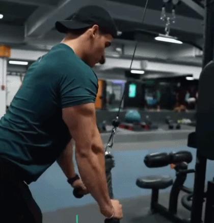 肱二头肌训练动作无器械麒麟臂,如何徒手练出麒麟臂肱二头肌