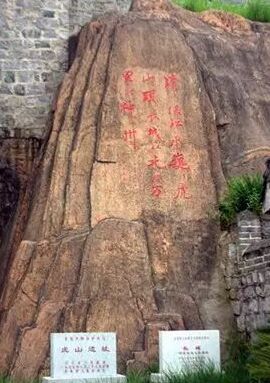 虎山长城和八达岭哪个陡峭,八达岭长城山海关长城