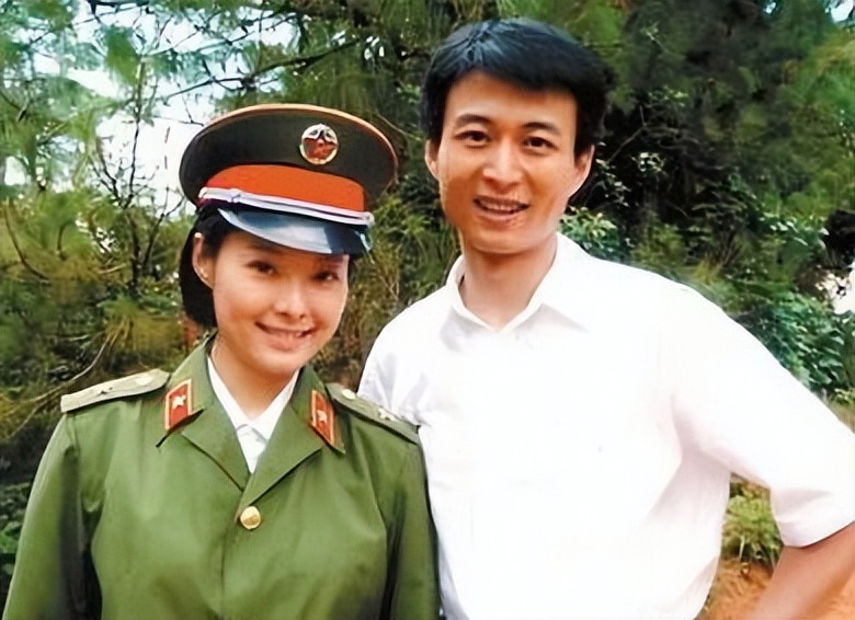 袁立强现状,51岁的袁立最新动态曝光