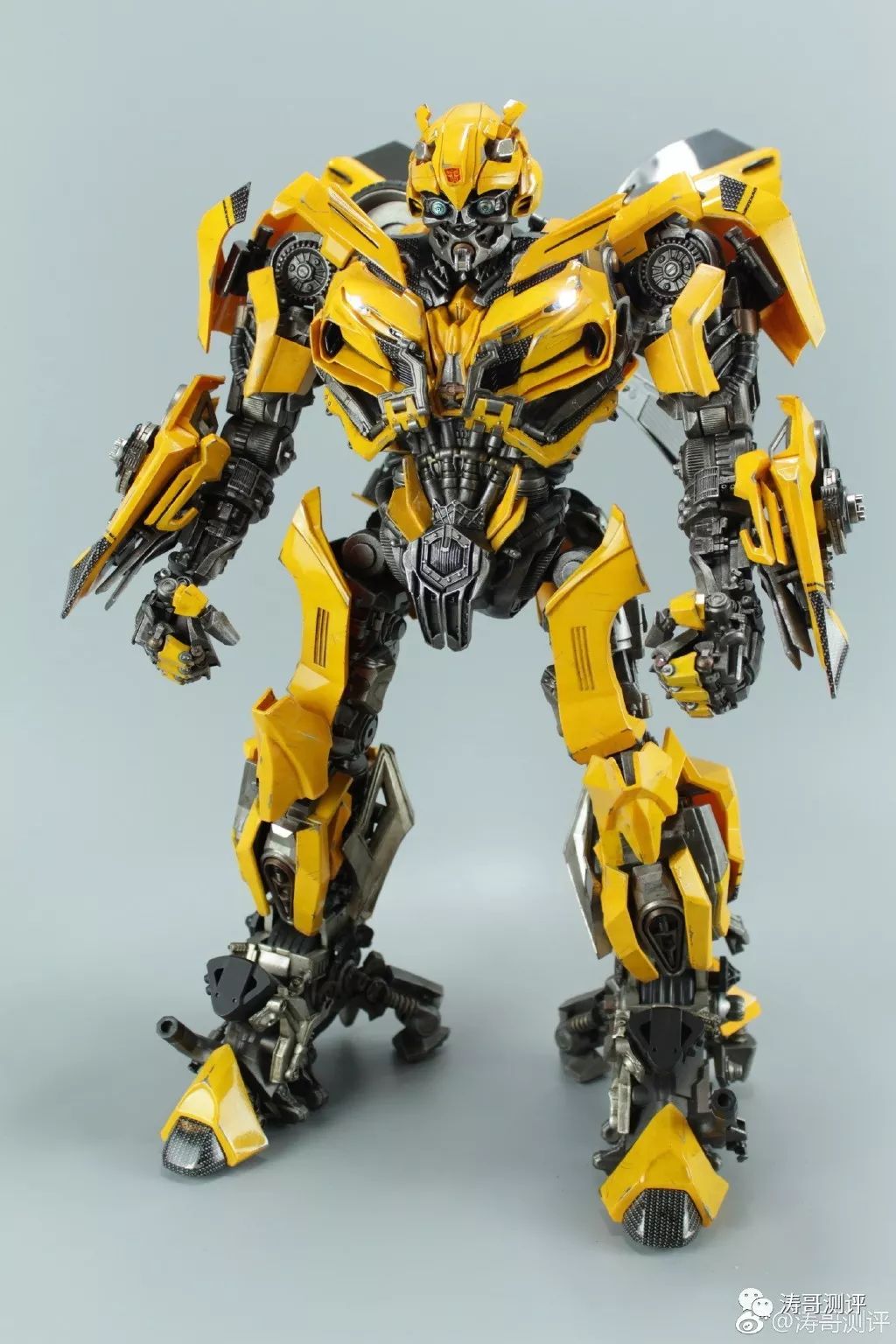 变形金刚5大黄蜂新款,大黄蜂变形金刚5测评