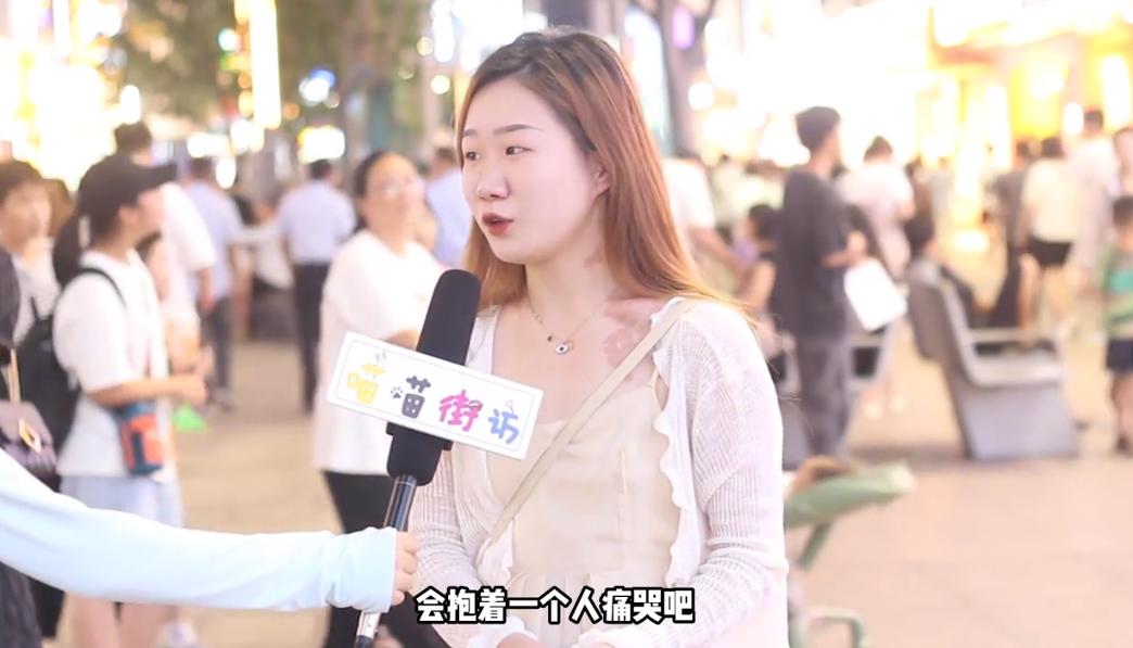 女生喝完酒都干过哪些苦不堪言的事?妹子一不小心说漏了嘴