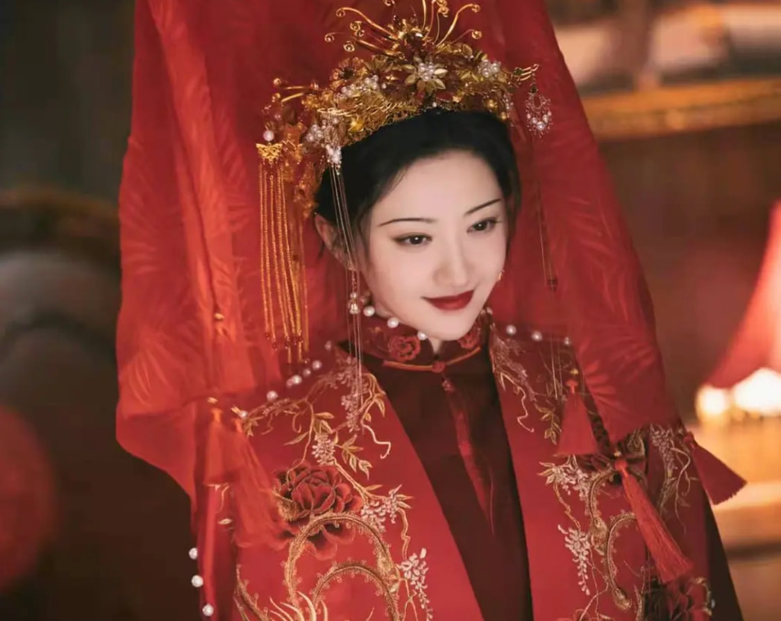 一脸福相天生富贵的几位女明星,天生自带苦相的十位女明星