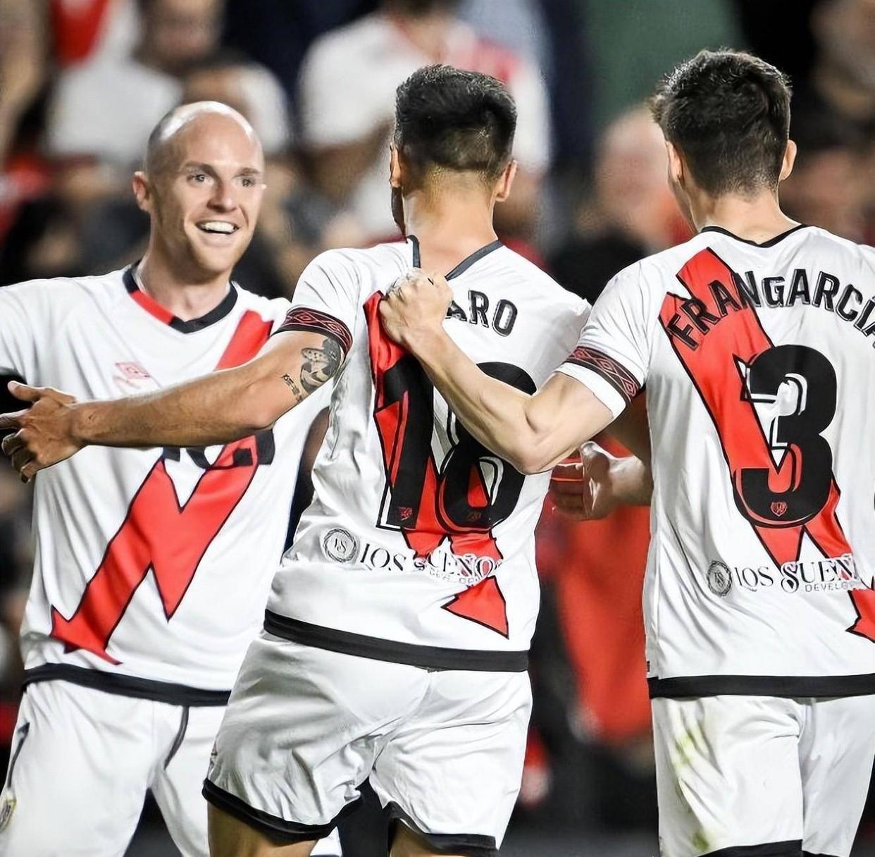 3-0巴萨巴萨耻辱出局,巴萨首回合0-4-5