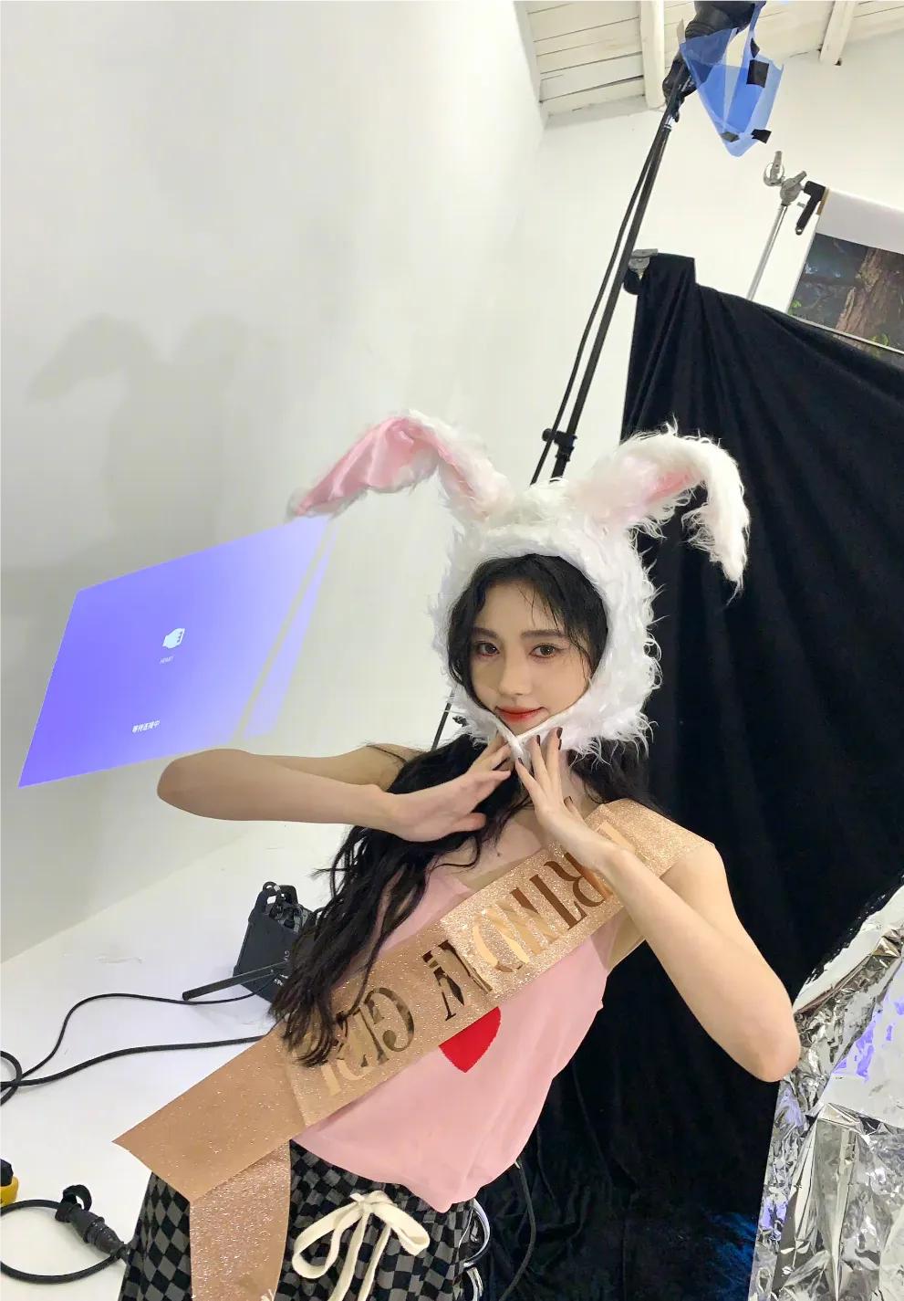 第一只兔子鞠婧祎,鞠婧祎小兔子可爱视频