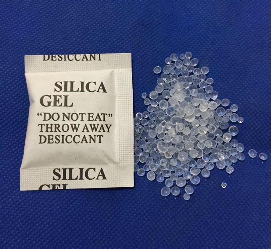 误服干燥剂会有什么症状,孩子误服干燥剂怎么处理