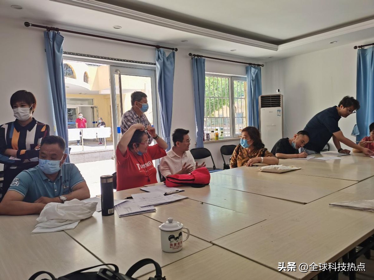 “聚心成光天下有爱”——“聚光甄选”数字化公益帮扶为爱起航