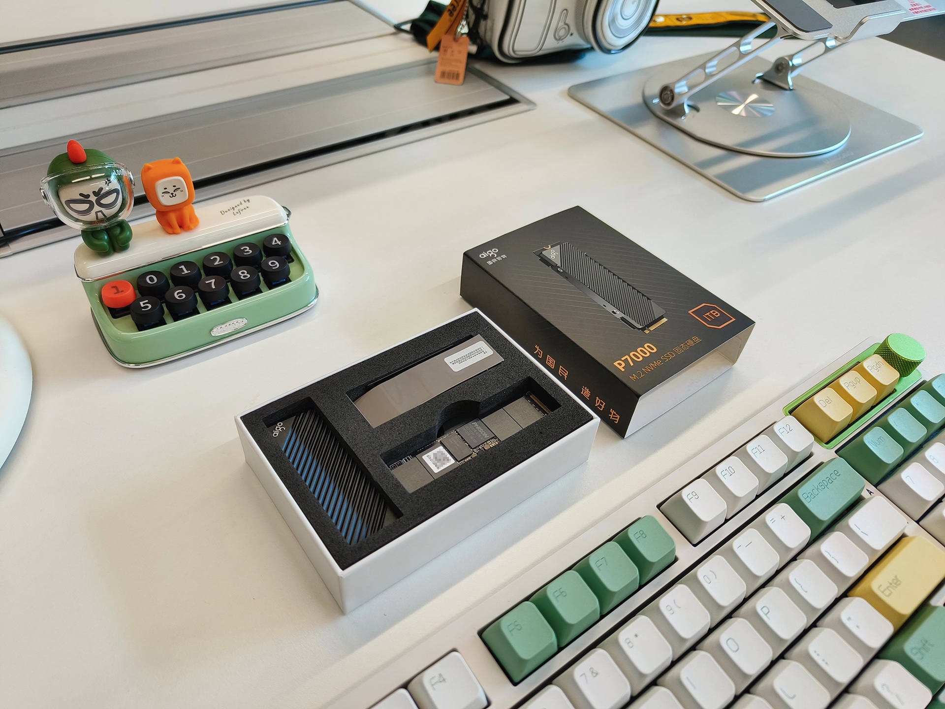 aigop7000ddiy移动固态硬盘,aigo的固态硬盘怎么样