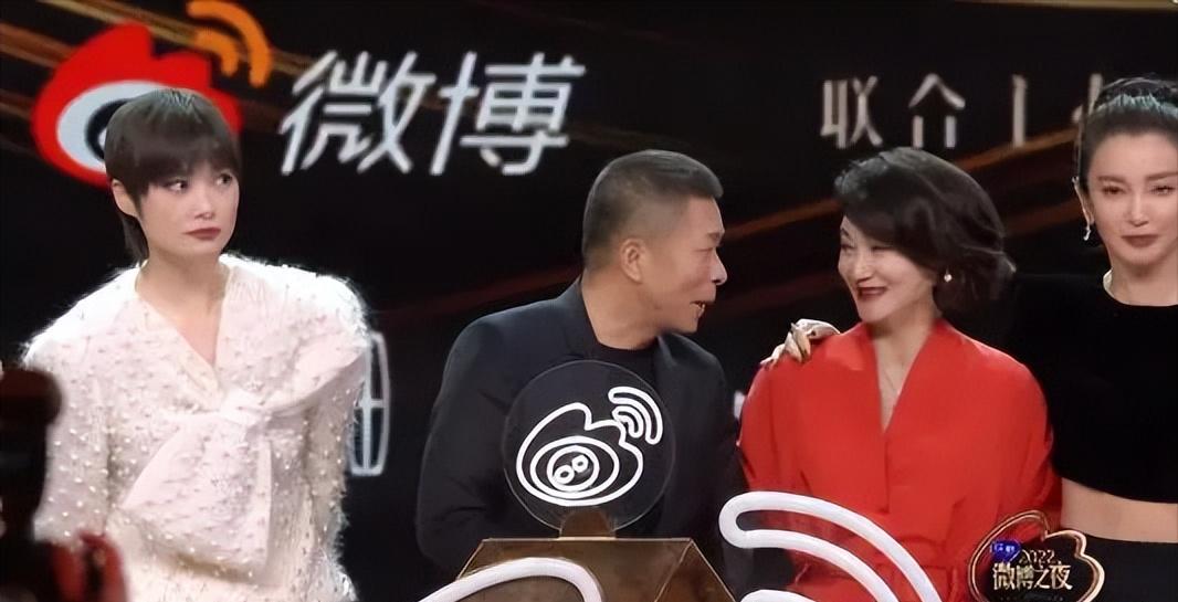 微博之夜照妖镜小动作,微博之夜成女星照妖镜