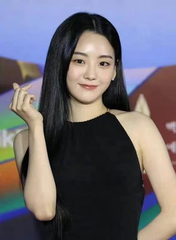 韩国百想艺术大赏表演,韩国百想艺术红毯秀