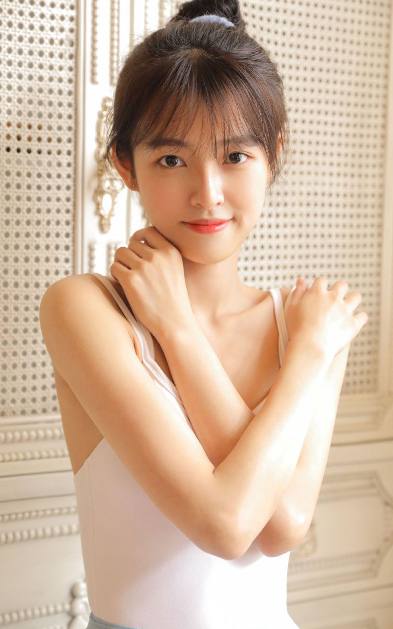 适合敏感肌的美白淡斑精华,美白淡斑保湿精华平价