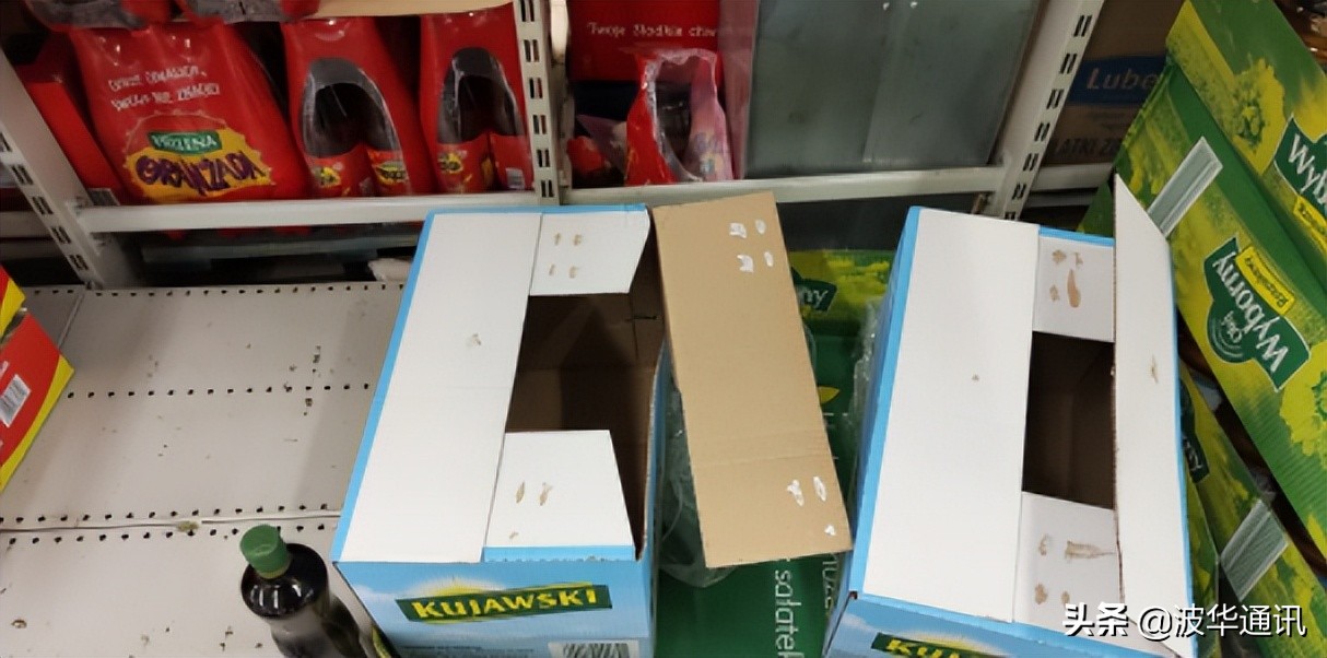 德国顾客“入侵”波兰商店，老板说：德国人买光了一切