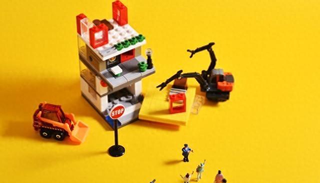 被人碰就很敏感,被别人碰一下就很敏感