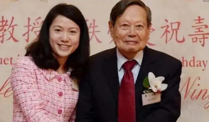 翁帆嫁给杨振宁的真正原因是什么,翁帆嫁给杨振宁是正确的婚姻观吗