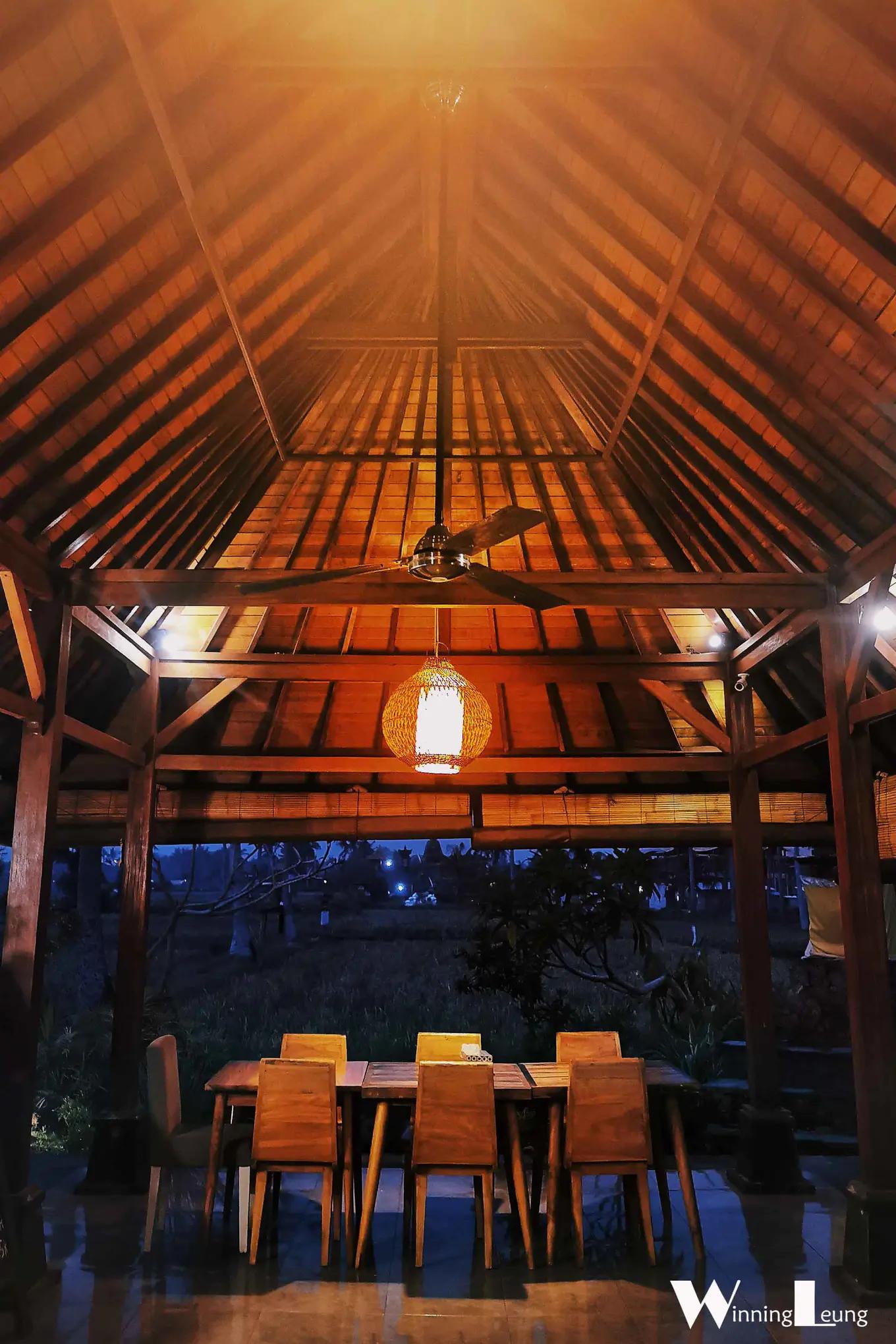 巴厘岛旅游攻略漂浮餐 (巴厘岛旅游必备食物有哪些)