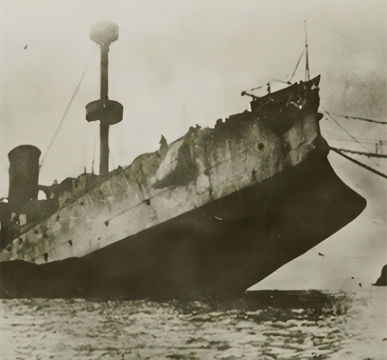 定远舰打捞125年,定远舰残骸回国