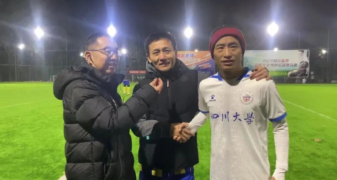 4度的天气,在4000的海拔踢球是什么感受