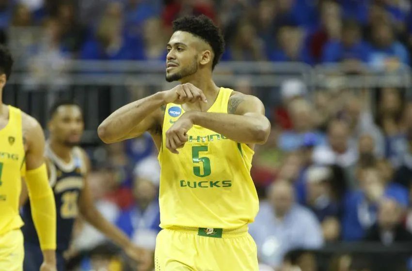 字母哥对决东契奇,东契奇与字母哥10大综合能力对比