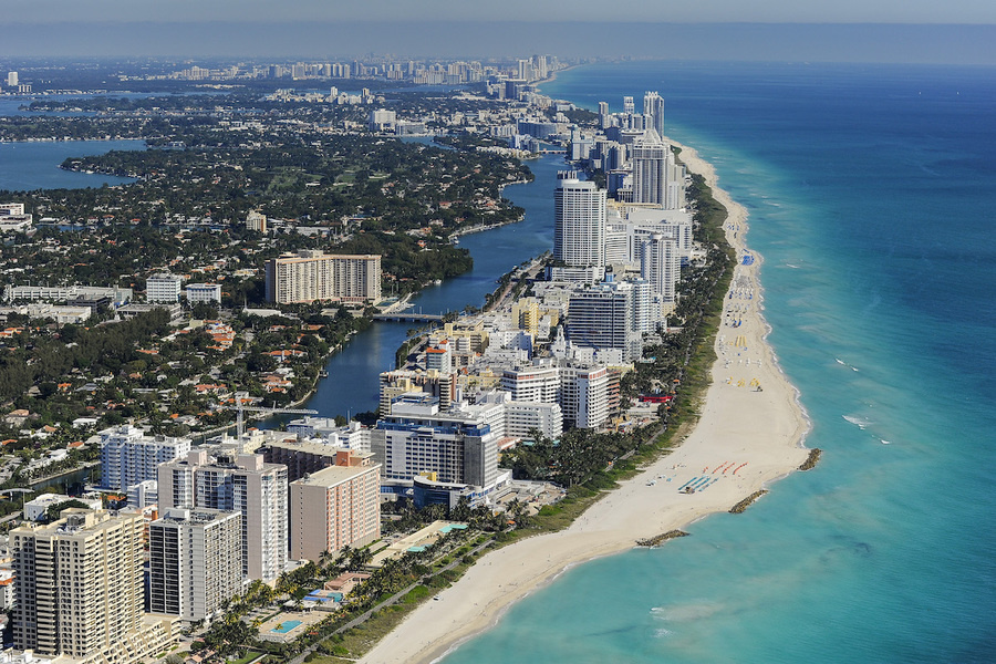 侠盗猎车手3十周年纪念版第一次玩,侠盗猎车3有哪些版本