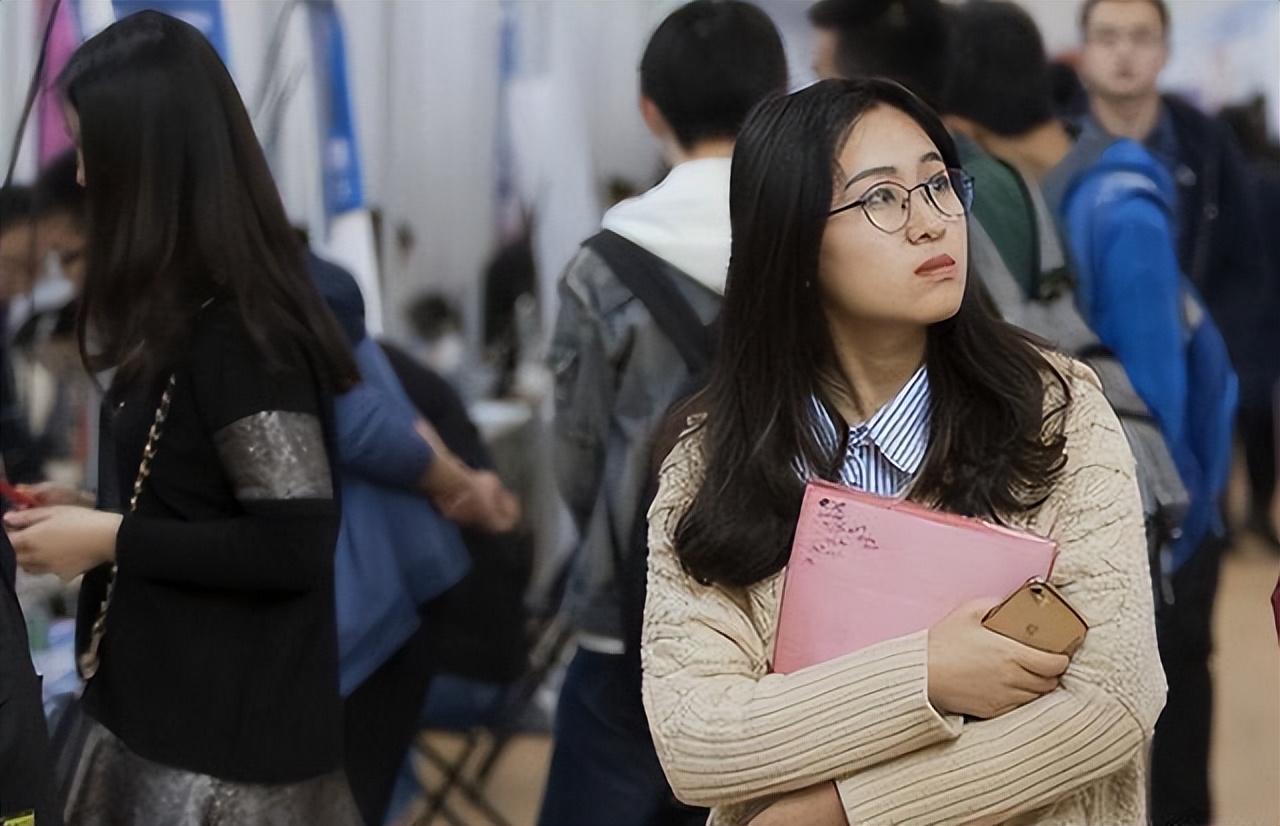究竟应不应辞职考研？一位女大学生的经历，触动无数考研族的内心