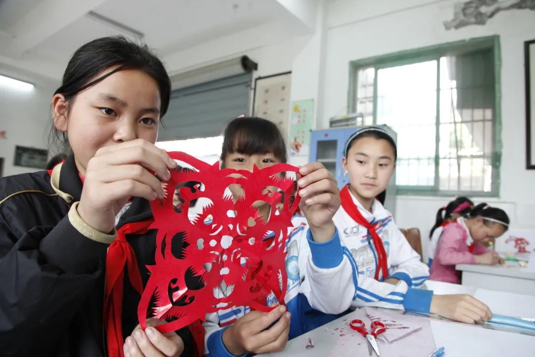 惠州市水口小学校长,龙州县水口何勇