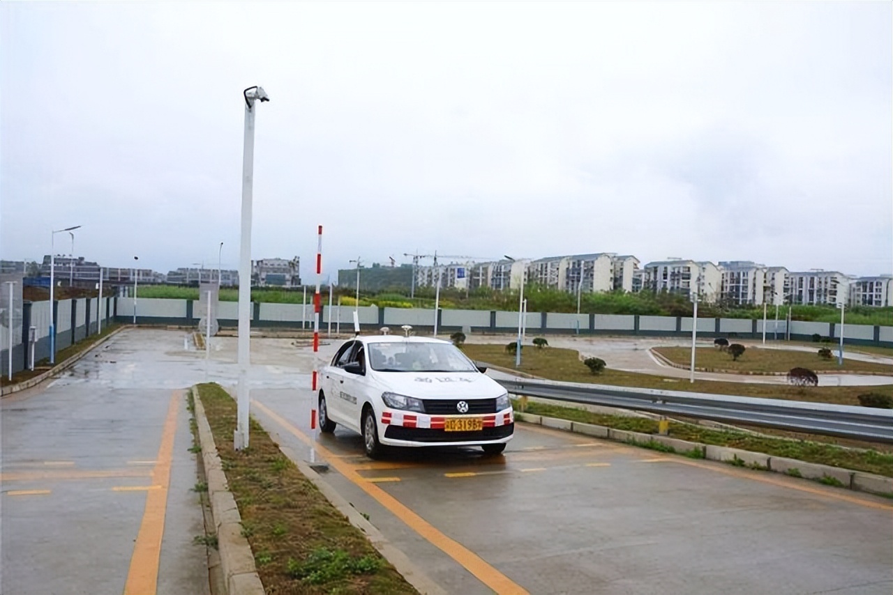 科目二自动挡初学入门步骤流程,科目二考试流程语音播报视频