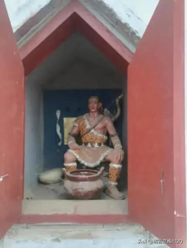 閿′集鏃忓巻鍙叉枃鍖栦笌娲诲姩,閿′集鏃忓巻鍙蹭笌鏂囧寲