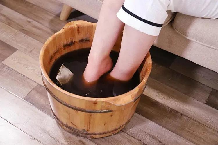 说真的，绝经之后我的皮肤越来越好，得益于睡前的4个习惯