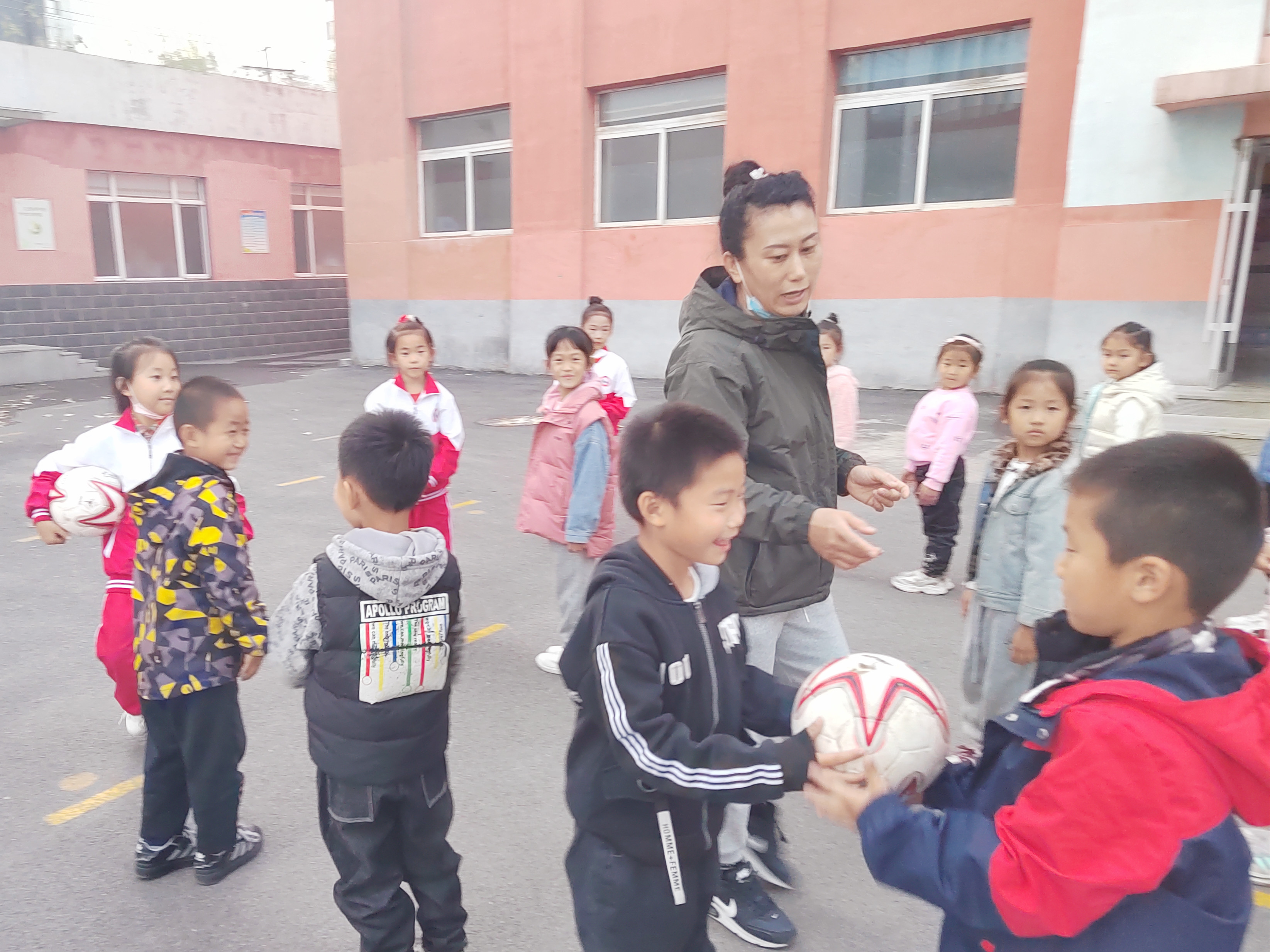 多彩活动迎六一,多彩兴趣活动助力双减落地