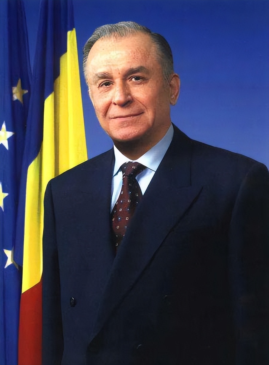 江*民泽**究竟掌握了几门外语?英语、俄语、罗马尼亚语、法语、德语