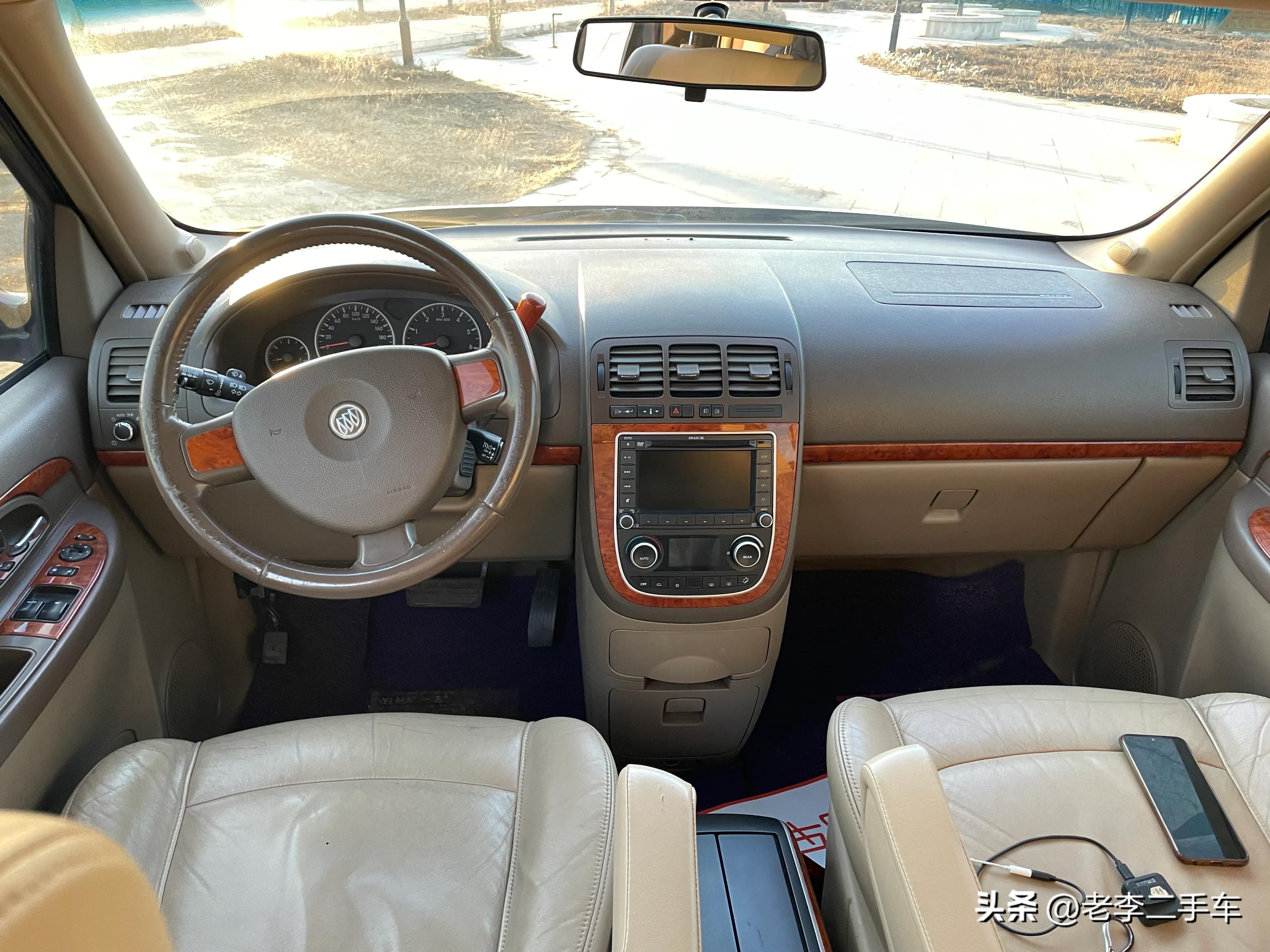 陆尊gl83.009款,09款gl8陆尊3.0燃油管