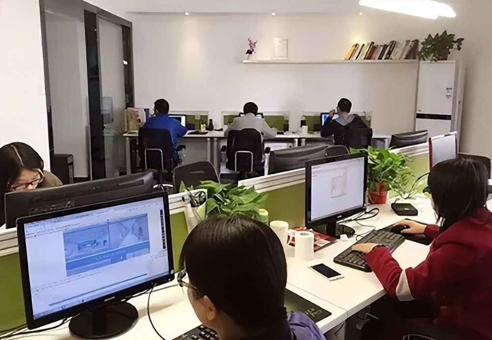 男生中专学什么专业以后不会淘汰,男生热门专业排名前十名单