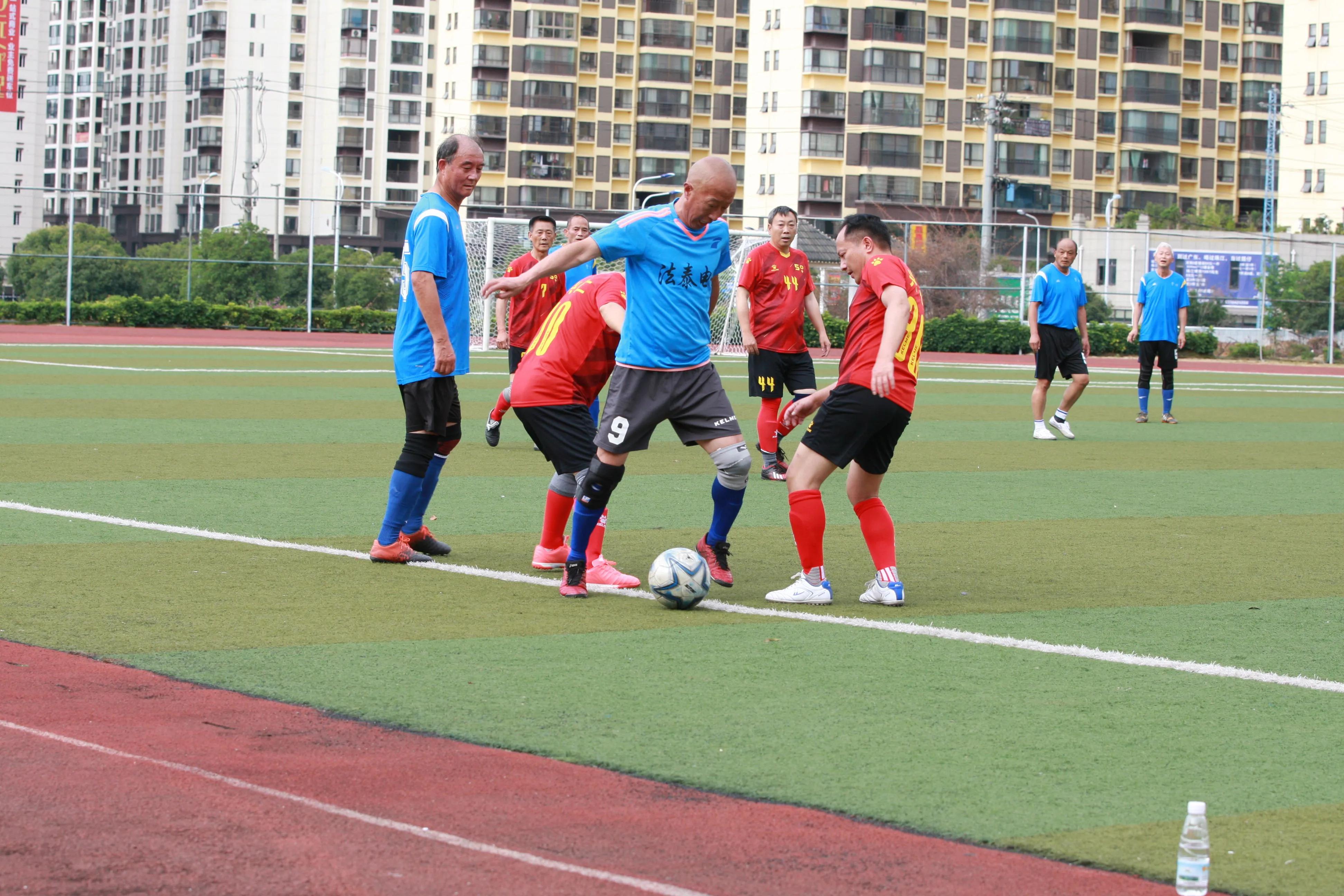 兴仁市足球联赛,贵州省兴仁市职工足球比赛