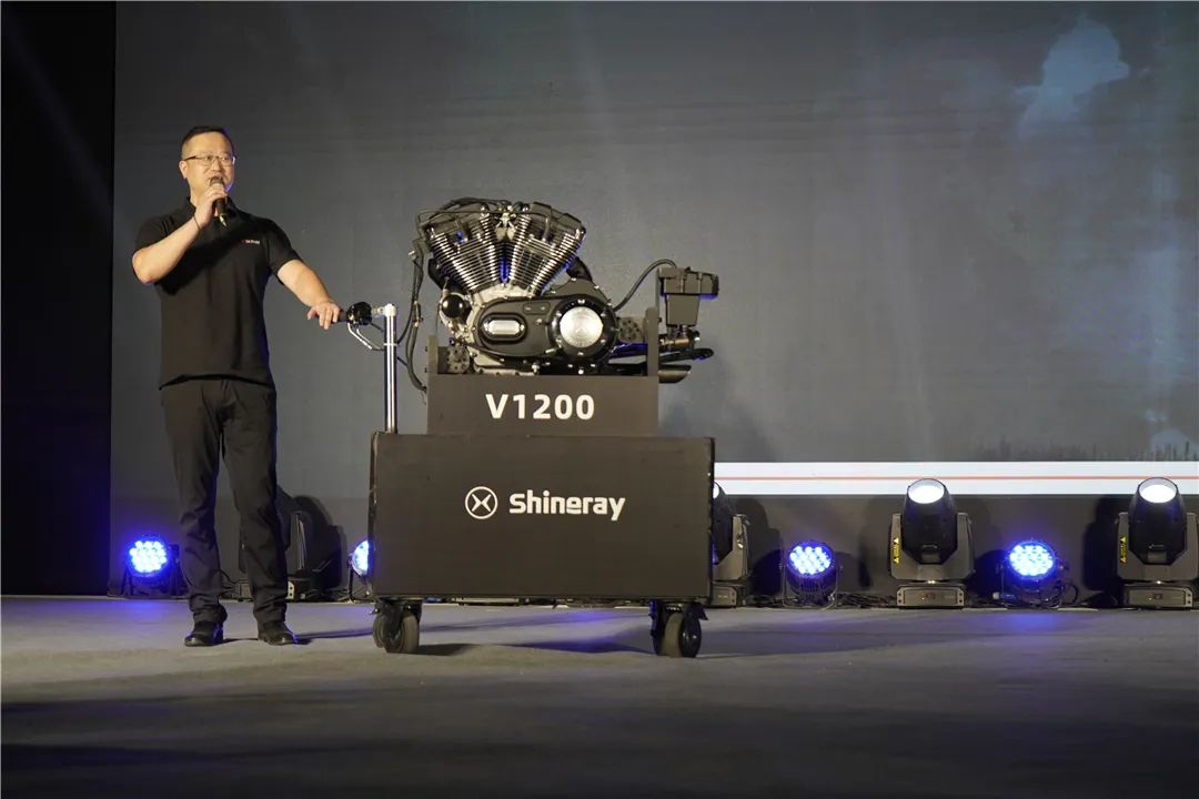 最大功率225kw,最大功率125发动机