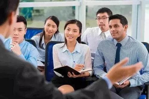 语言表达能力与人沟通,学到了语言表达以及人际交往能力