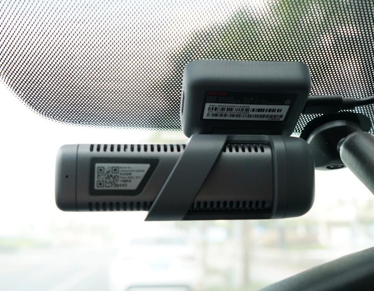 70迈m500行车记录仪辅助驾驶,360行车记录仪300k升级版和70m500